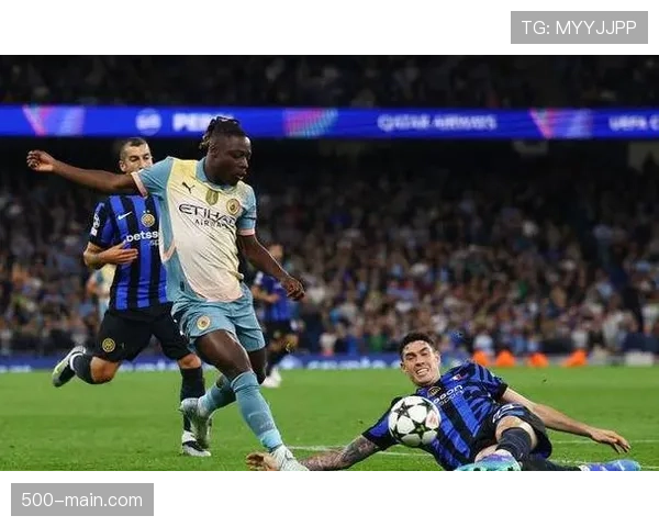 国际米兰欧冠防守稳固经验足 但新帅接任后联赛表现起伏